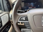 2022 Navigator L Thumbnail 37