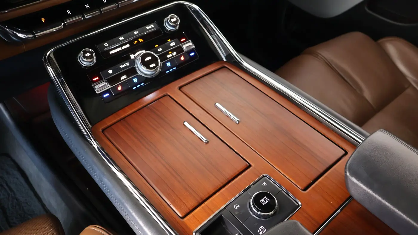 2022 Lincoln Navigator L Reserve