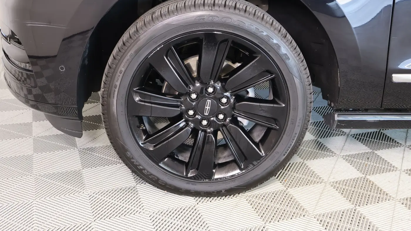 2022 Lincoln Navigator L Reserve