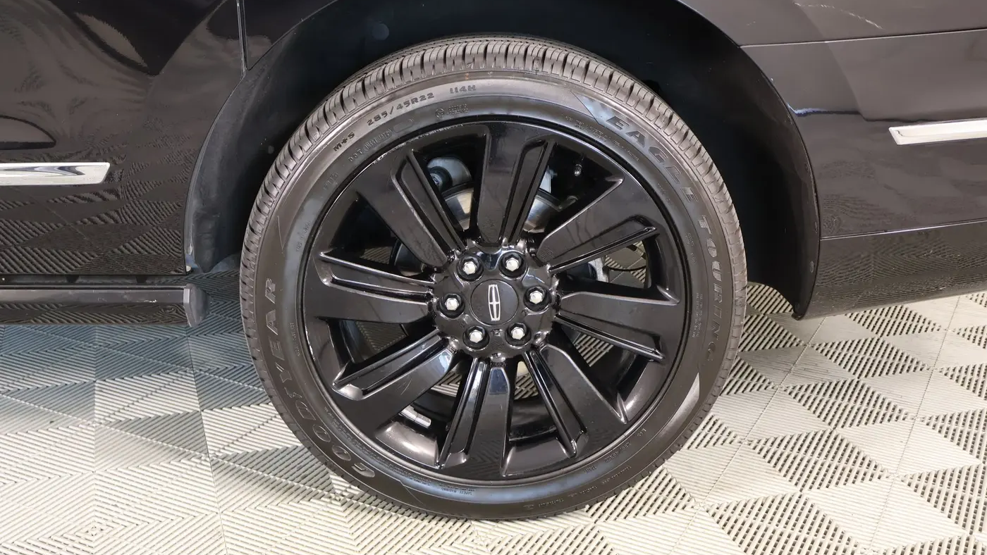 2022 Lincoln Navigator L Reserve