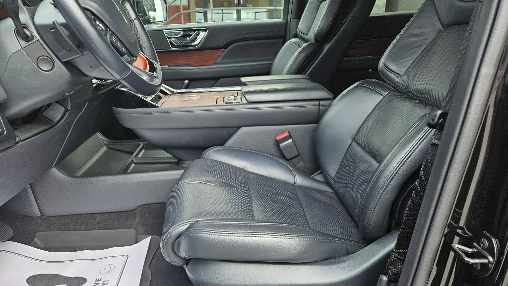 2022 Lincoln Navigator L Reserve