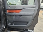 2022 Navigator L Thumbnail 15