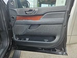 2022 Navigator L Thumbnail 18
