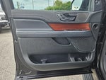 2022 Navigator L Thumbnail 25