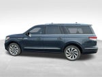 2022 Navigator L Thumbnail 9