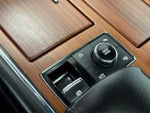 2018 Navigator L Thumbnail 34