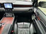 2021 Navigator L Thumbnail 12