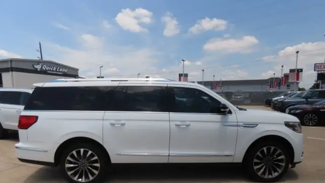 2021 Lincoln Navigator L Reserve