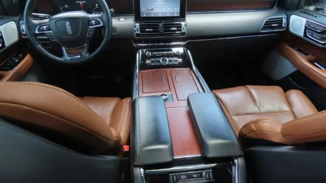 2021 Lincoln Navigator L Reserve
