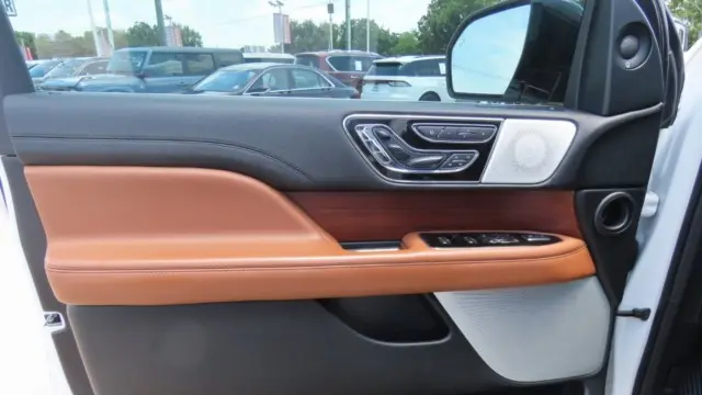 2021 Lincoln Navigator L Reserve