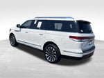 2022 Navigator L Thumbnail 13