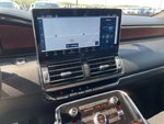 2022 Navigator L Thumbnail 23