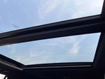 2022 Navigator L Thumbnail 25