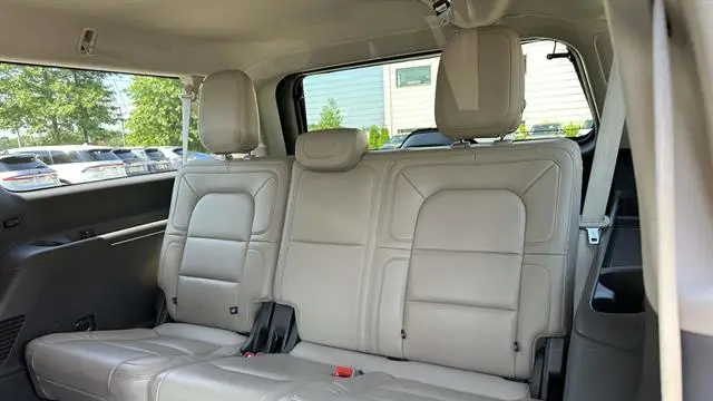 2022 Lincoln Navigator L Reserve