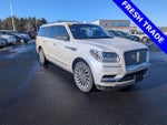 2018 Navigator L Thumbnail 1