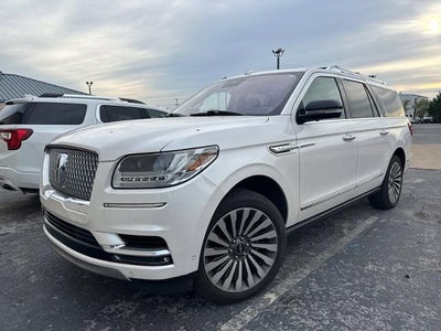 Photo of a 2019 Lincoln Navigator L 4X4 Reserve 4DR SUV for sale