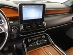 2019 Navigator L Thumbnail 5