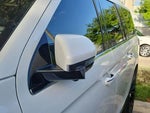 2020 Navigator L Thumbnail 4