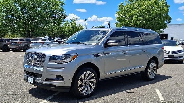 2022 Lincoln Navigator L Reserve