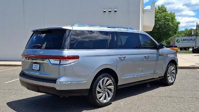 2022 Lincoln Navigator L Reserve