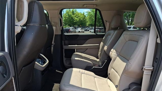 2022 Lincoln Navigator L Reserve