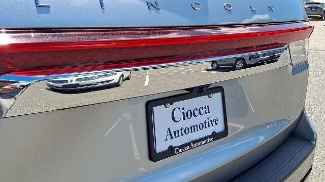 2022 Lincoln Navigator L Reserve
