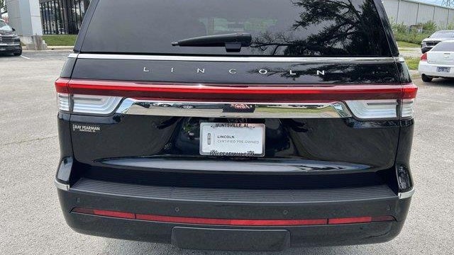 2022 Lincoln Navigator L Reserve