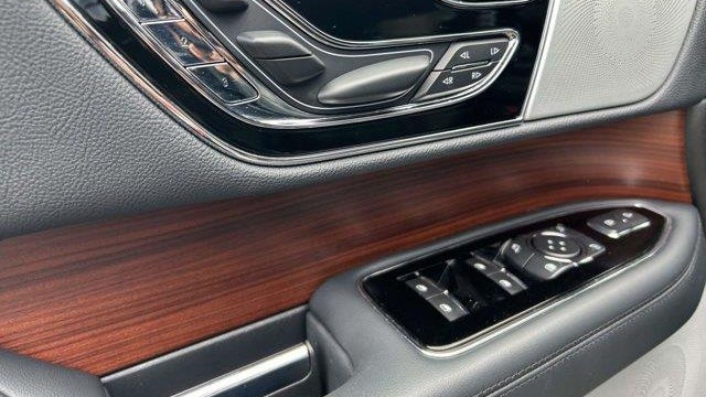 2022 Lincoln Navigator L Reserve