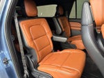 2019 Navigator L Thumbnail 11