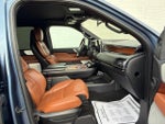 2019 Navigator L Thumbnail 13