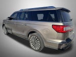 2019 Navigator L Thumbnail 4