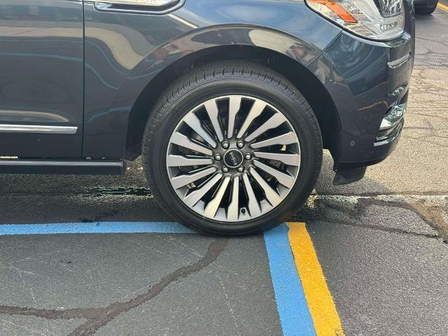 2021 Lincoln Navigator - $42,808