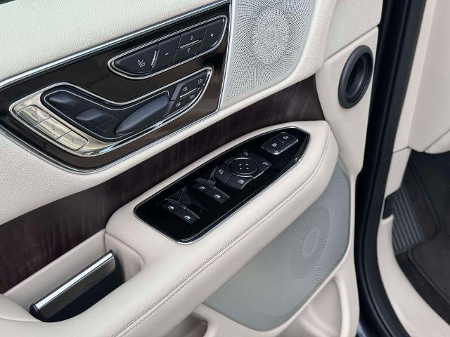 2021 Lincoln Navigator - $42,808