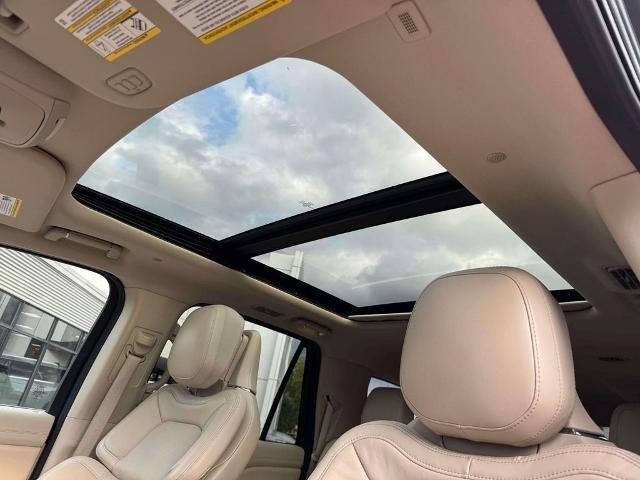 2021 Lincoln Navigator - $42,808