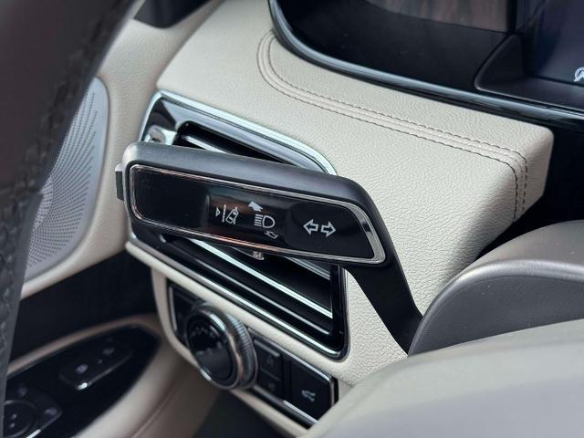 2021 Lincoln Navigator - $42,808
