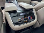 2021 Navigator L Thumbnail 17