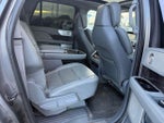 2021 Navigator L Thumbnail 13