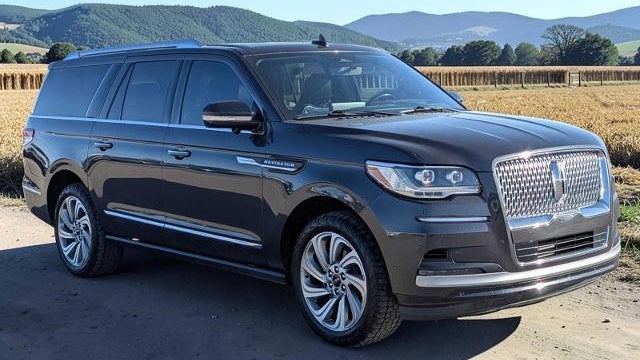 2022 Lincoln Navigator L Reserve