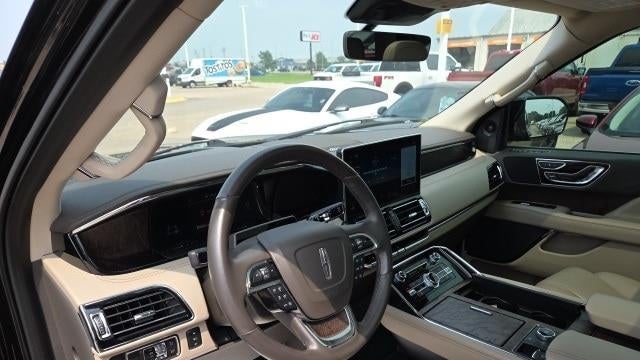 2022 Lincoln Navigator L Reserve