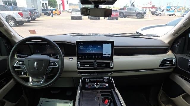 2022 Lincoln Navigator L Reserve
