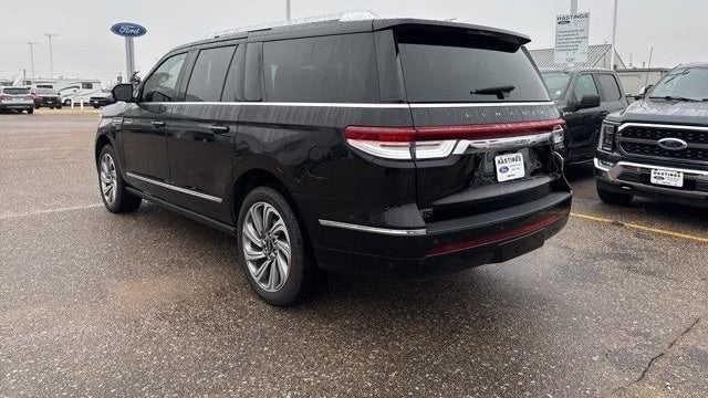 2022 Lincoln Navigator L Reserve