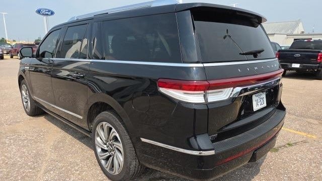 2022 Lincoln Navigator L Reserve