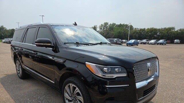 2022 Lincoln Navigator L Reserve