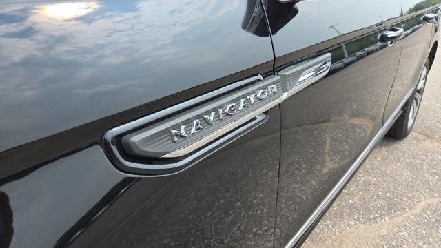 2022 Lincoln Navigator L Reserve