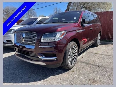 Photo of a 2018 Lincoln Navigator L 4X4 Reserve 4DR SUV for sale