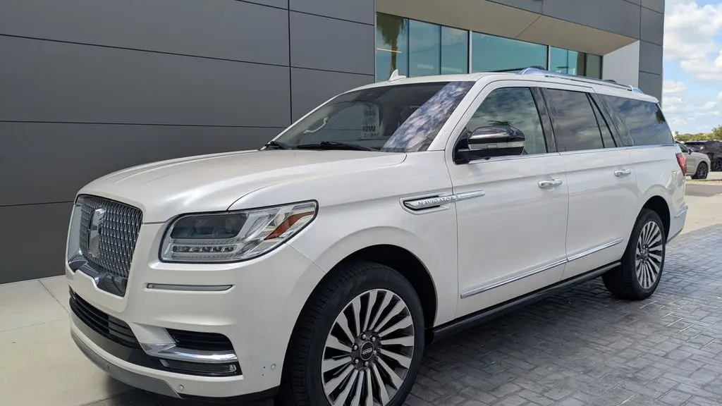 Preowned 2019 Lincoln Navigator L Reserve for Sale