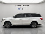 2019 Navigator L Thumbnail 1