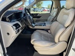 2020 Navigator L Thumbnail 26