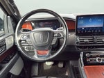 2022 Navigator L Thumbnail 29