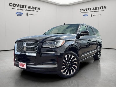Photo of a 2022 Lincoln Navigator L 4X4 Reserve 4DR SUV for sale